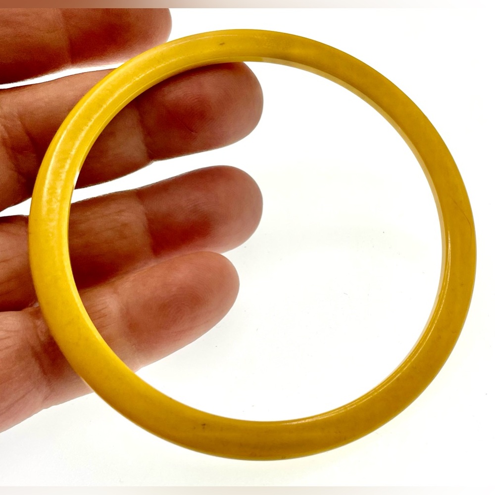Vintage 1930's Bakelite Golden Yellow Bangle Bracelet Thin Stacker Spacer - Picture 5 of 6